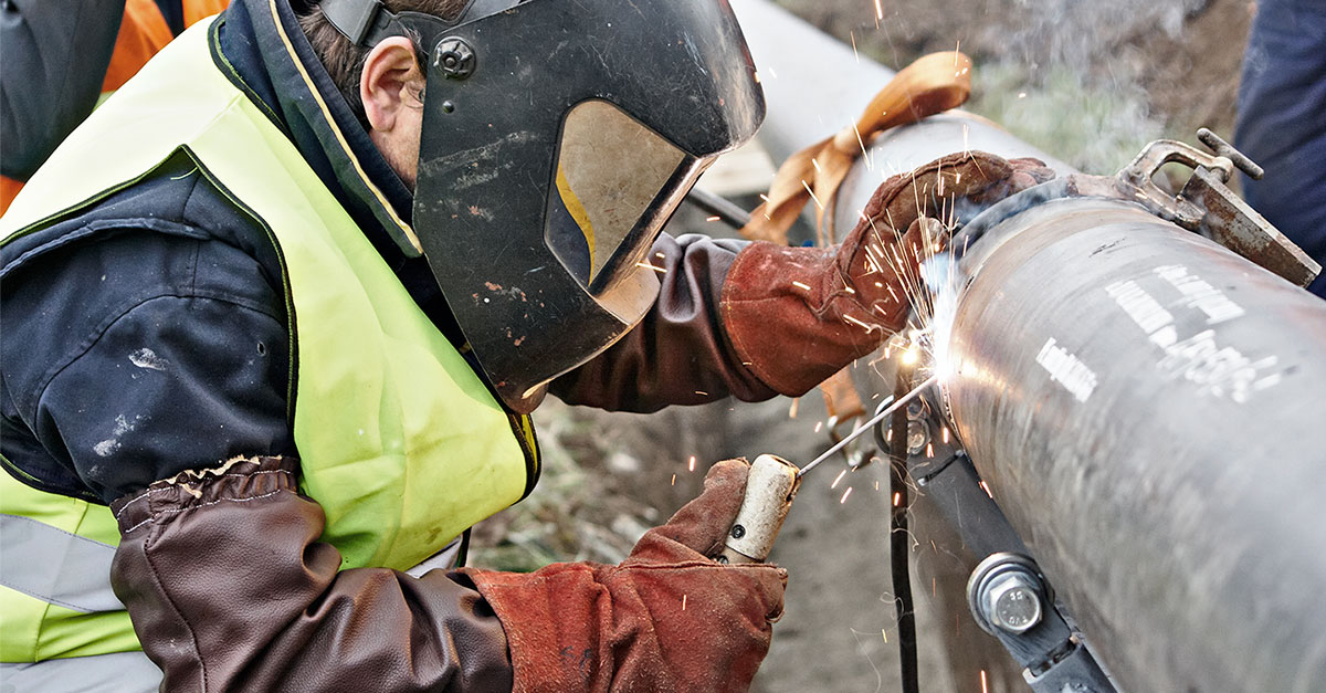 Heat networks worker